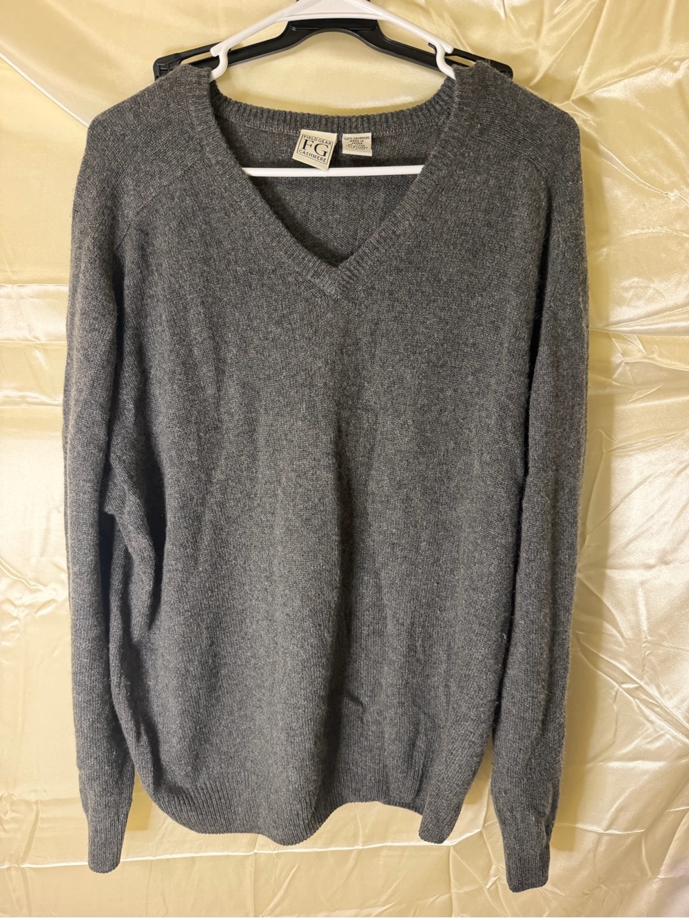 Field Gear FG Mens L 100% Cashmere Sweater Gray V Neck Made in Japan